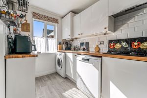 Photo 9- click for photo gallery